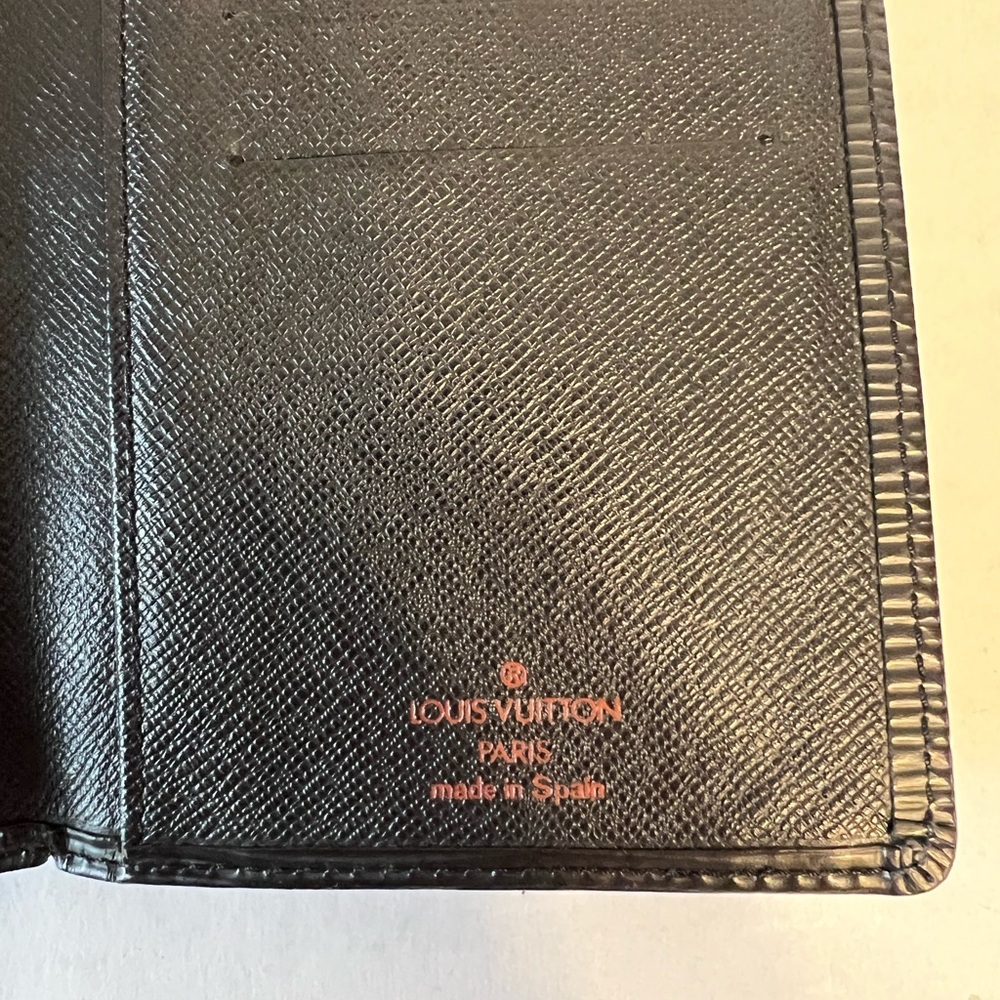 Louis Vuitton black‎ epi long bifold wallet - Picture 10 of 15
